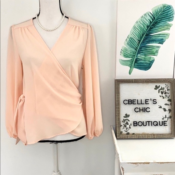 NWT Chelsea28 Wrap Top in Crepe Blush Sz S - Picture 1 of 12